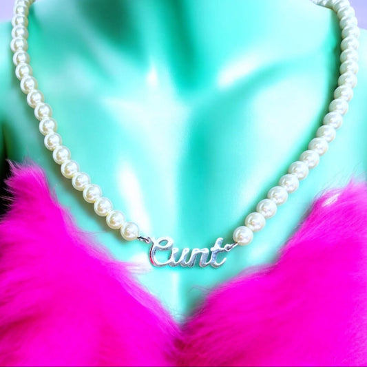 Cunt Pearl Necklace in Silver