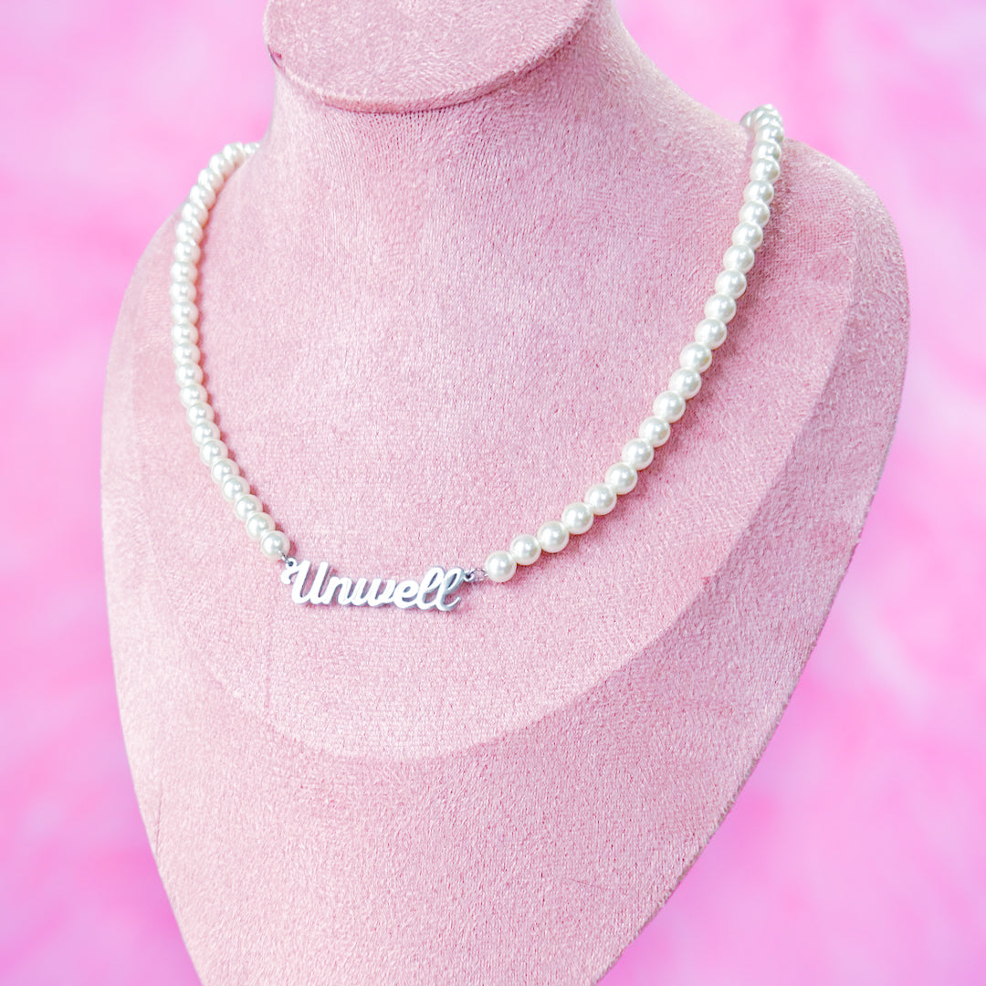 Unwell Pearl Necklace - Silver